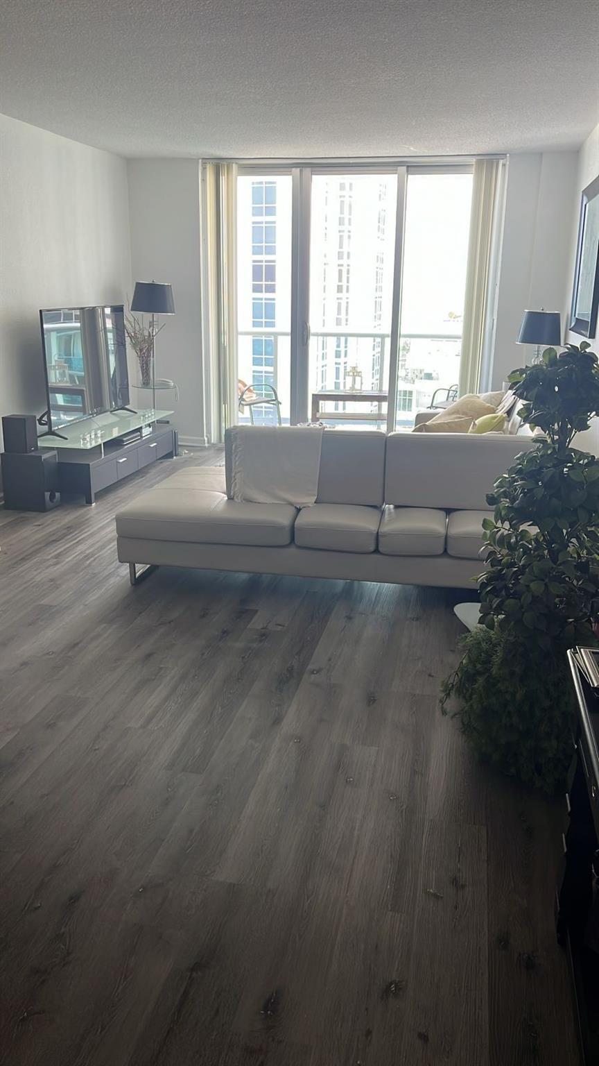 3901 S Ocean Drive 10J, Hollywood, FL 33019, Hollywood - Photo 2