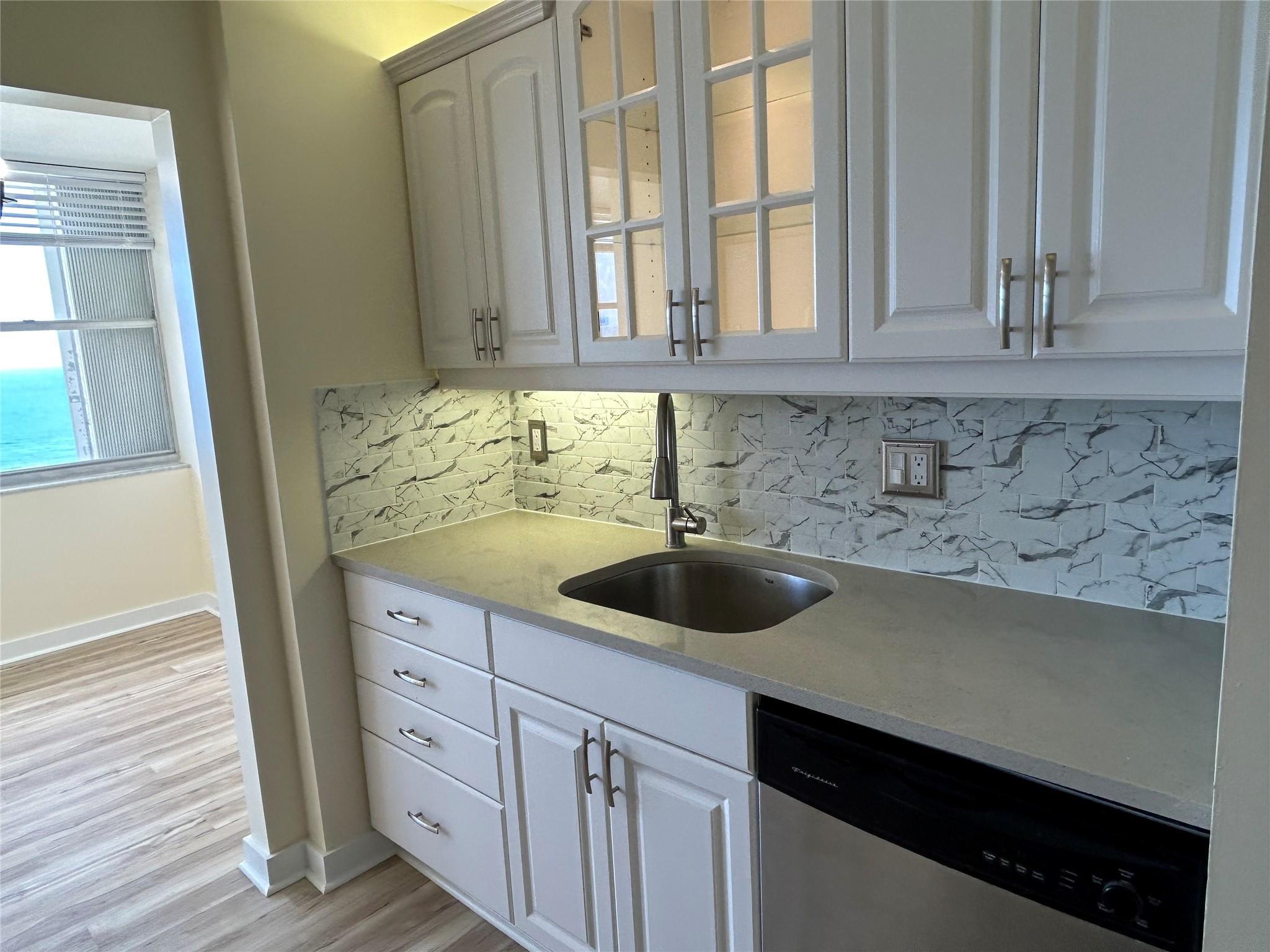 111 Briny Avenue 1401, Pompano Beach, FL 33062, Pompano Beach - Photo 3