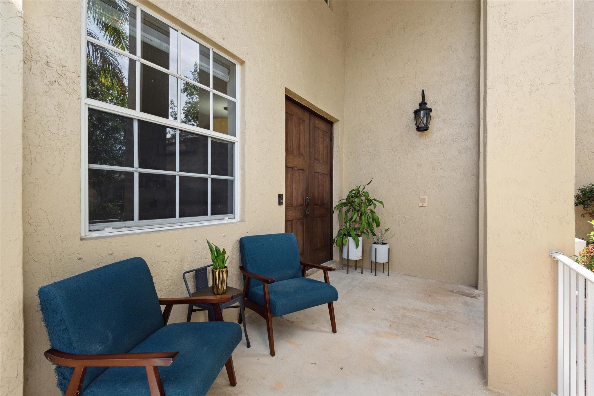 609 Honeysuckle Lane, Weston, FL 33327, Weston - Photo 2