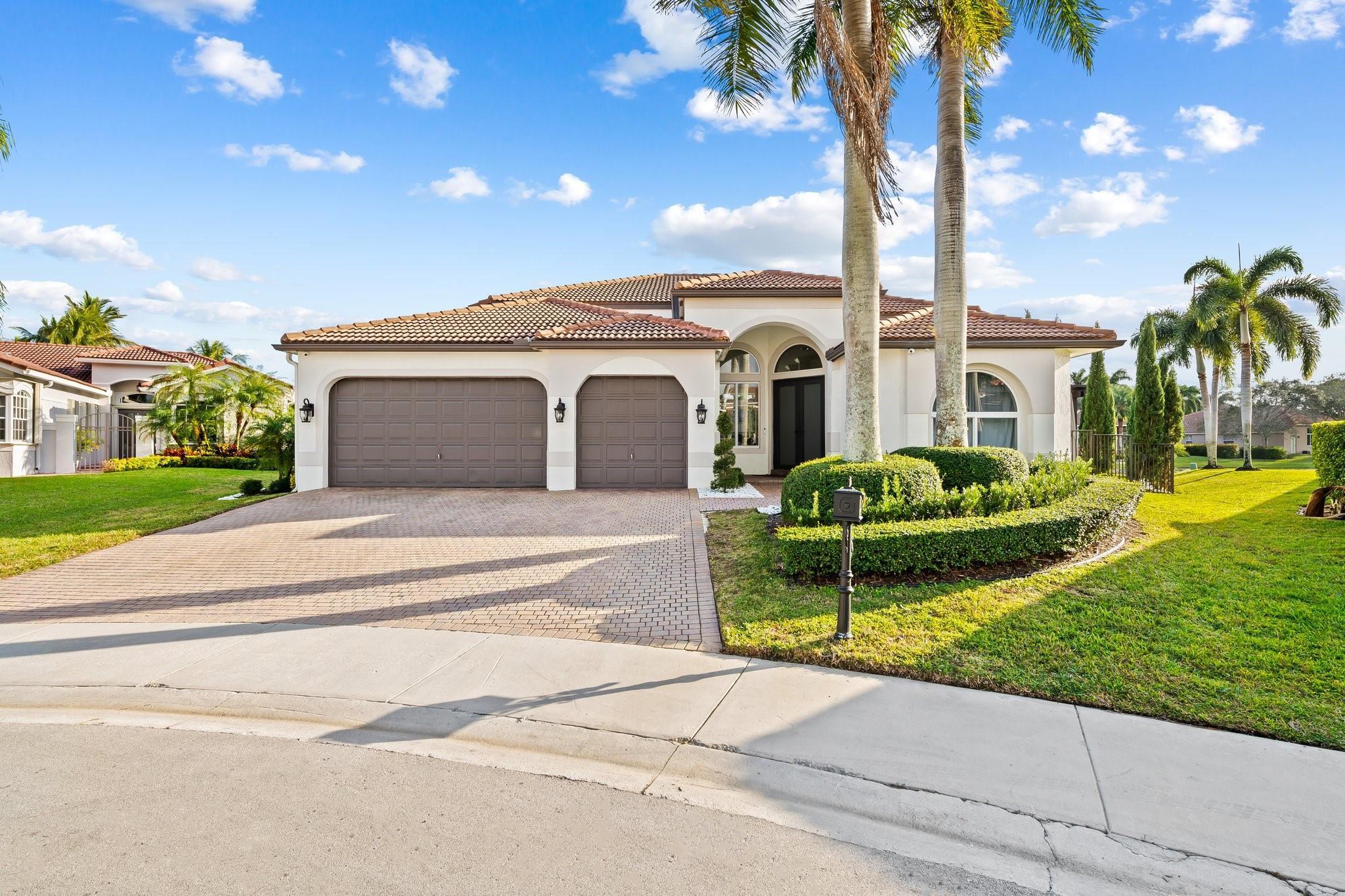 2566 Jardin Manor, Weston, FL 33327, Weston - Photo 4