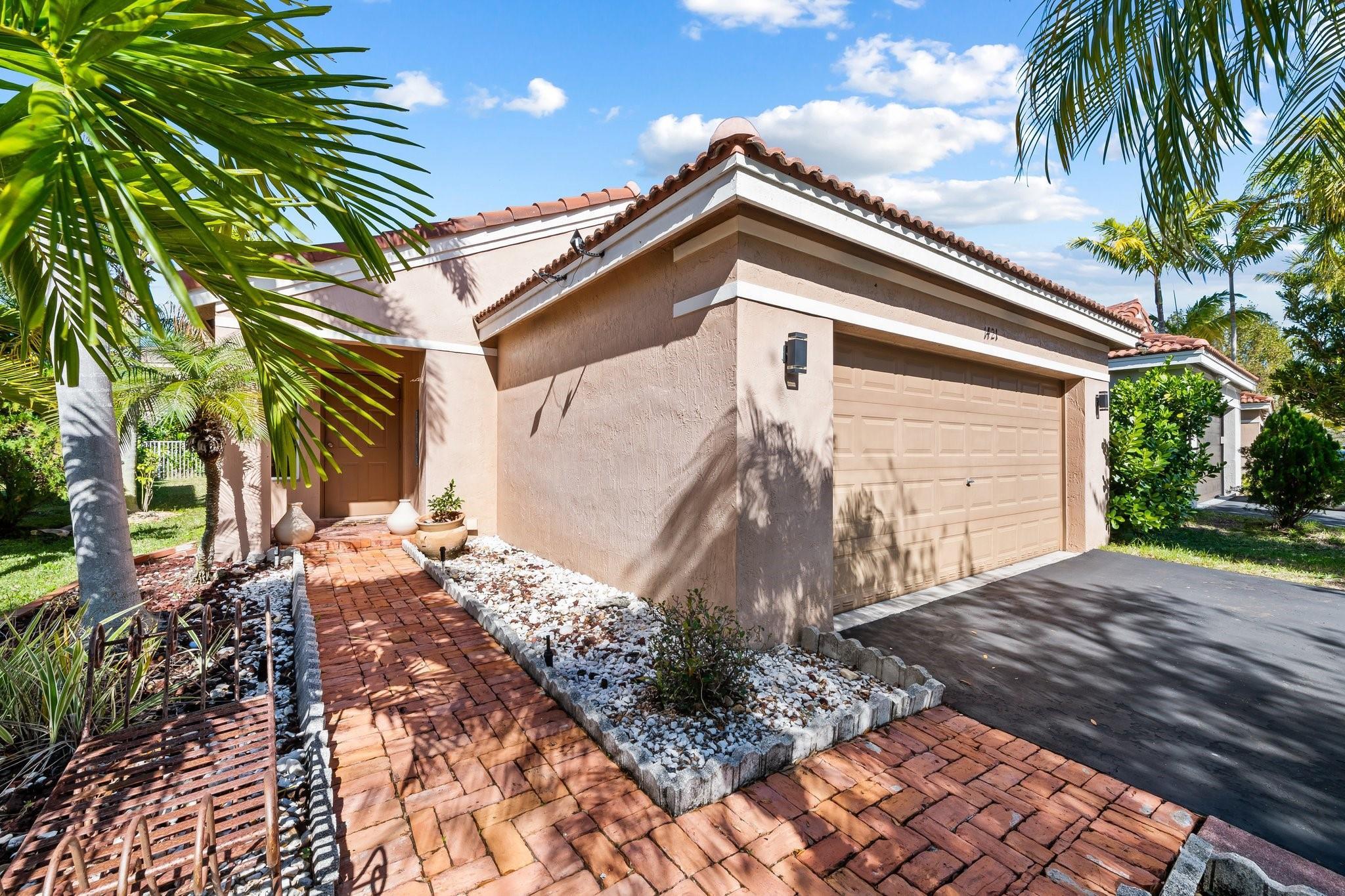 1421 Majesty Terrace, Weston, FL 33327, Weston - Photo 3