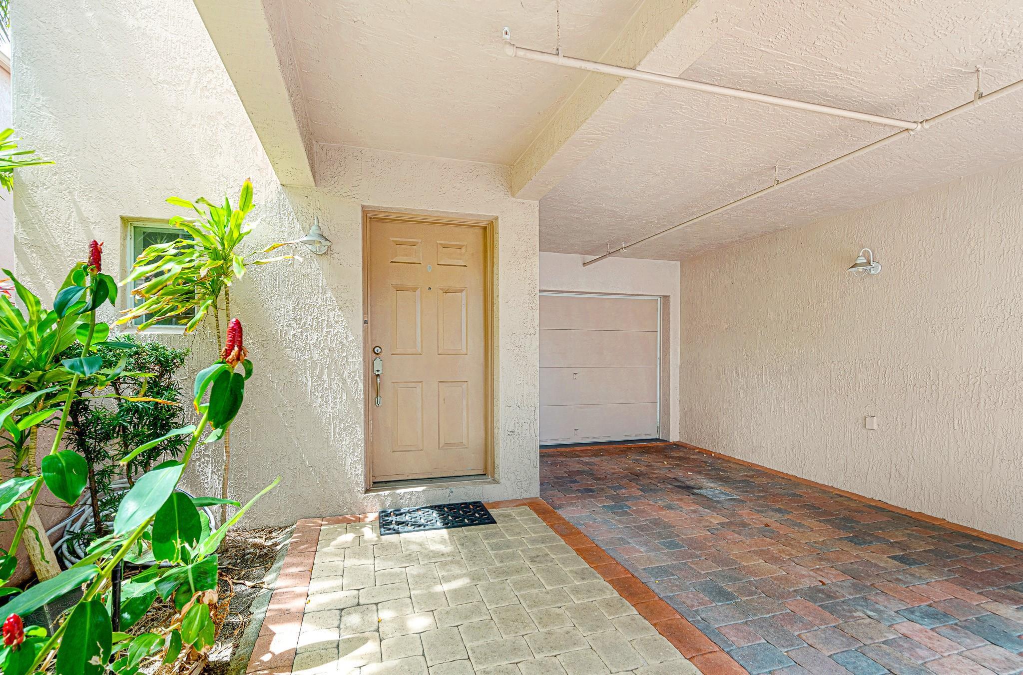2005 Oceanwalk Terrace 300, Pompano Beach, FL 33062, Pompano Beach - Photo 3