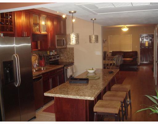 917 NE 16th Avenue 4, Fort Lauderdale, FL 33304, Fort Lauderdale - Photo 2