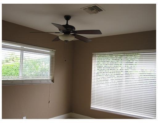 246 Corsair Avenue, Lauderdale-By-The-Sea, FL 33308, Lauderdale-By-The-Sea - Photo 5