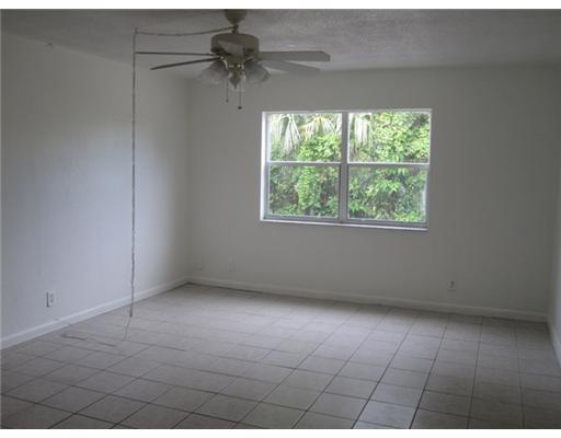 632 16th Avenue, Fort Lauderdale, FL 33312, Fort Lauderdale - Photo 3