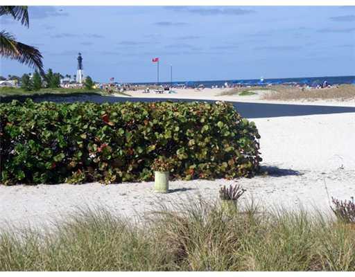 , Pompano Beach - Photo 4