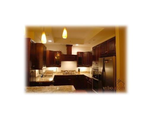 4332 Seagrape Drive 8, Lauderdale-By-The-Sea, FL 33308, Lauderdale-By-The-Sea - Photo 2