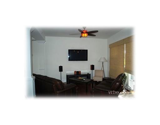 4332 Seagrape Drive 8, Lauderdale-By-The-Sea, FL 33308, Lauderdale-By-The-Sea - Photo 4