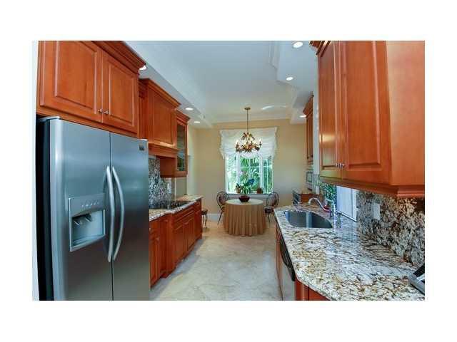 4332 Seagrape Drive 4, Lauderdale-By-The-Sea, FL 33308, Lauderdale-By-The-Sea - Photo 2