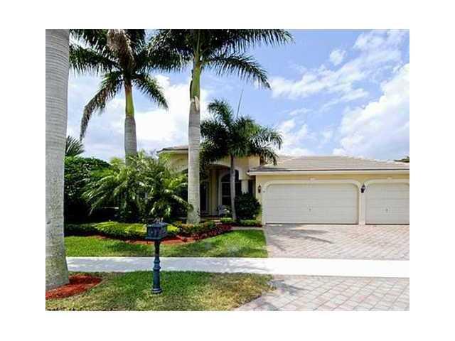 2563 Montclaire Creek, Weston, FL 33327, Weston