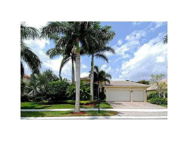 2563 Montclaire Creek, Weston, FL 33327, Weston - Photo 2