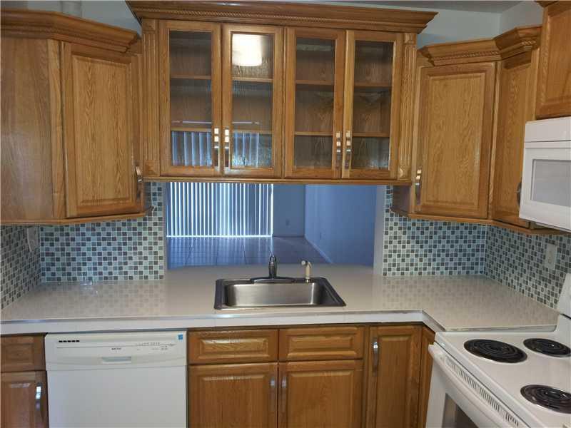 3250 NW 85th Avenue 12A, Coral Springs, FL 33065, Coral Springs - Photo 3