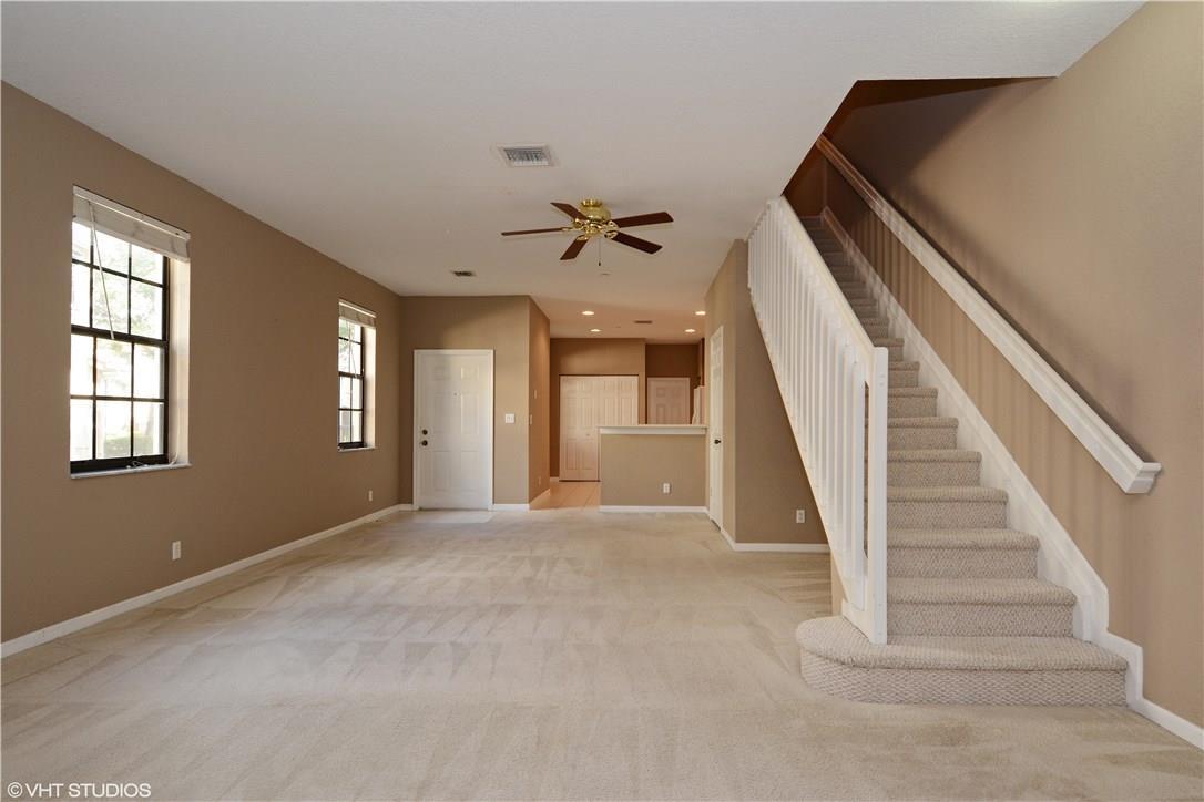 4299 Vineyard Circle 4, Weston, FL 33332, Weston - Photo 4