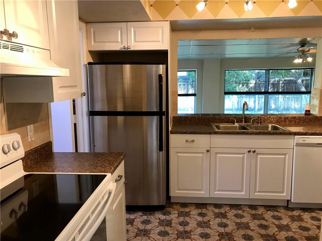 8961 NW 21st Street, Pembroke Pines, FL 33024, Pembroke Pines - Photo 3