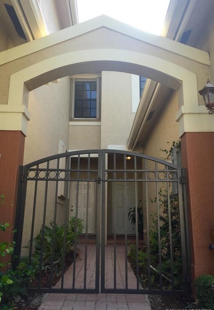 3953 Orange Tree Lane, Weston, FL 33332, Weston - Photo 3