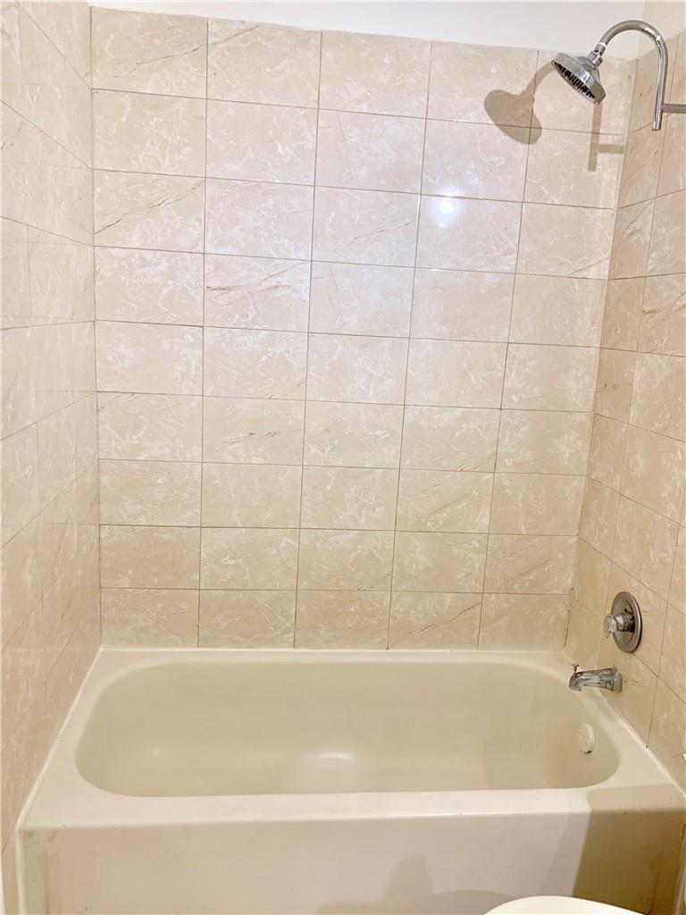 2790 W 60 Street 32, Hialeah, FL 33016, Hialeah - Photo 3