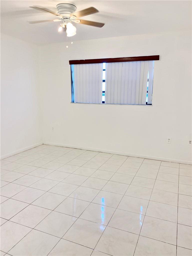 2790 W 60 Street 32, Hialeah, FL 33016, Hialeah - Photo 5