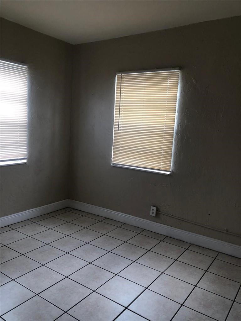 736 NW 14th Terrace 1, Fort Lauderdale, FL 33311, Fort Lauderdale - Photo 2