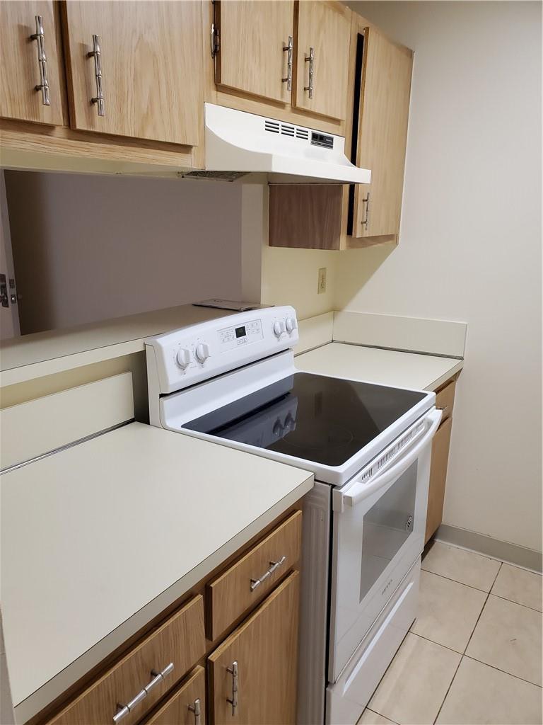 5911 Washington Street 102, Hollywood, FL 33023, Hollywood - Photo 5