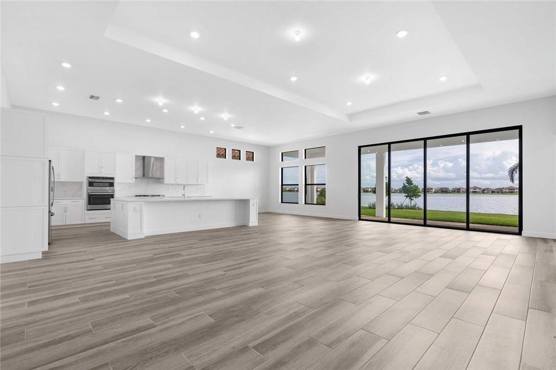 8980 W Parkland Bay Trail, Parkland, FL 33076, Parkland - Photo 4