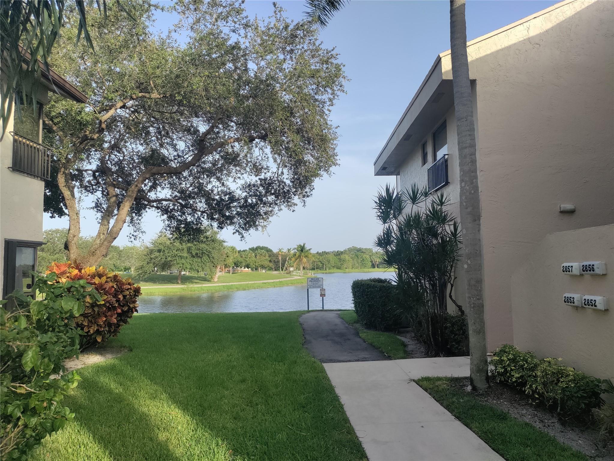 2852 S Carambola Circle 2852, Coconut Creek, FL 33066, Coconut Creek - Photo 2