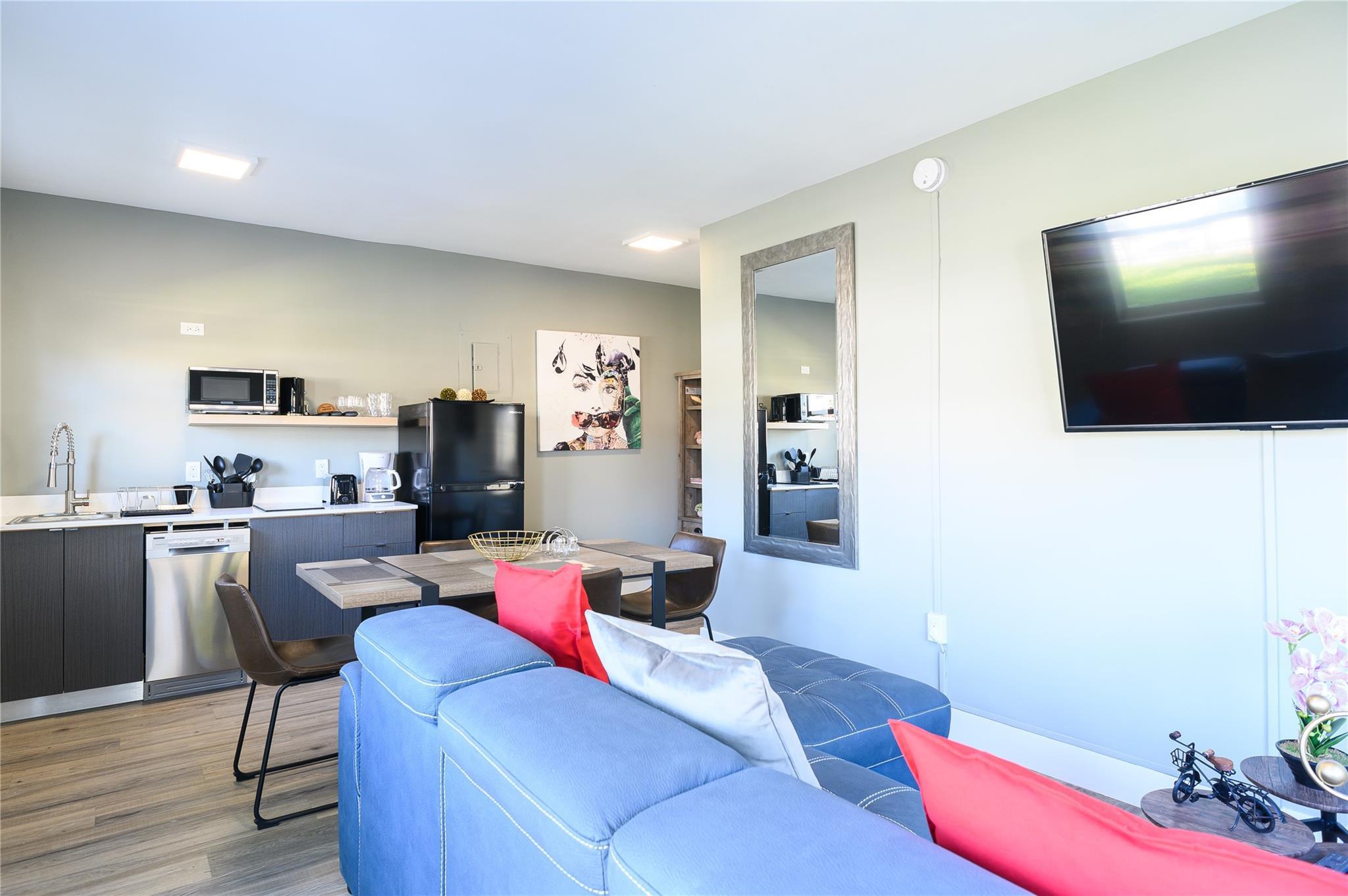 1020 N Victoria Park Road 27, Fort Lauderdale, FL 33304, Fort Lauderdale - Photo 3