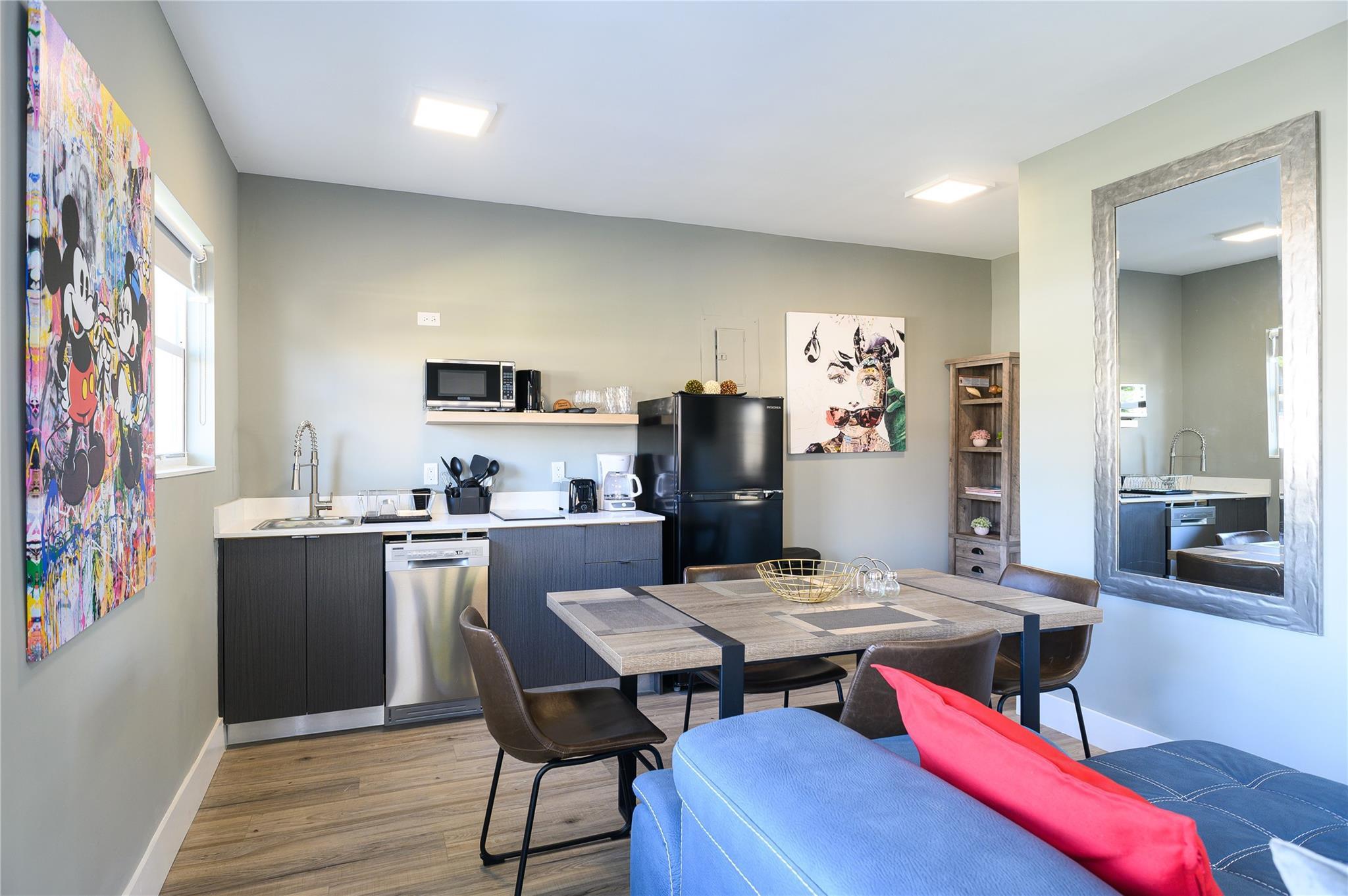 1020 N Victoria Park Road 27, Fort Lauderdale, FL 33304, Fort Lauderdale - Photo 4