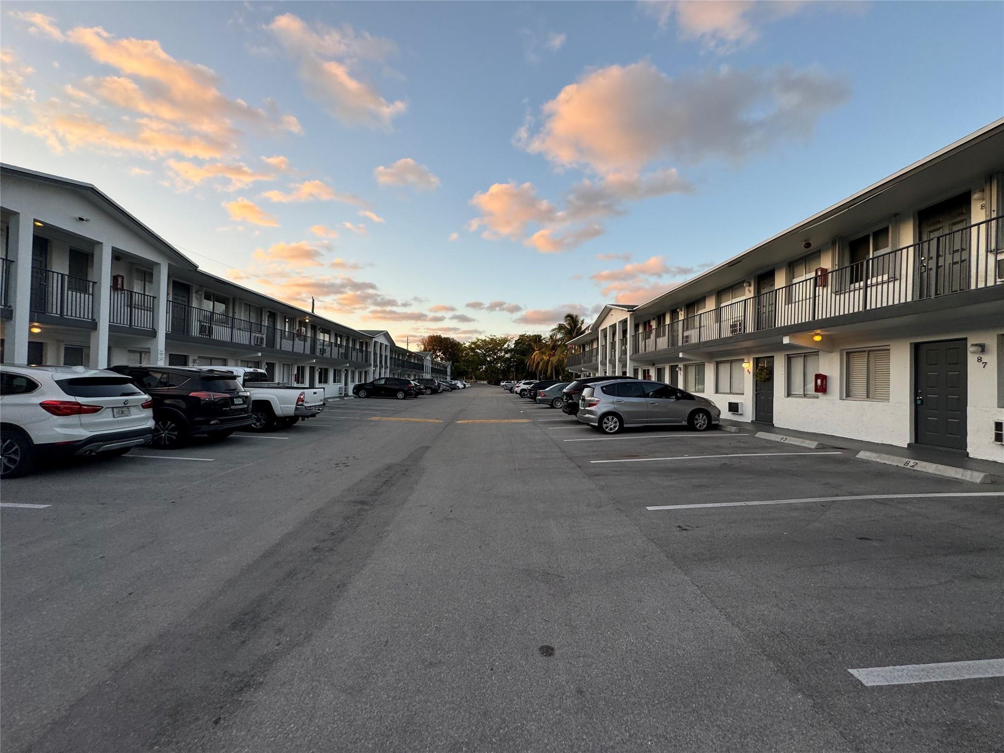 1814 E Oakland Park Boulevard 49, Fort Lauderdale, FL 33306, Fort Lauderdale
