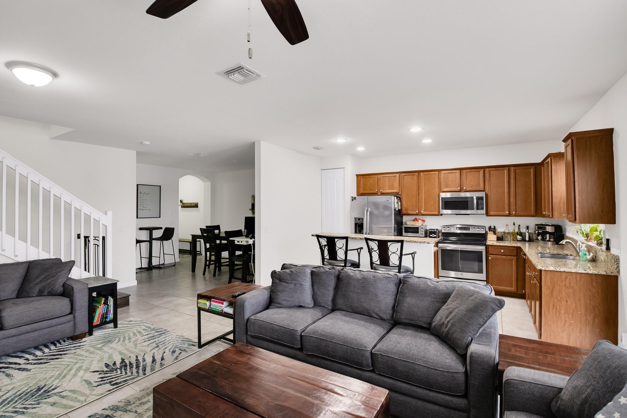 8455 Lakeview Trail 8455, Parkland, FL 33076, Parkland - Photo 3