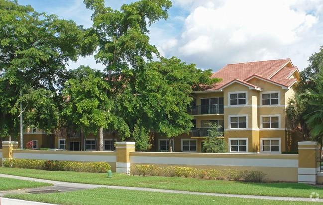 9001 Wiles Road, Coral Springs, FL 33067, Coral Springs - Photo 3