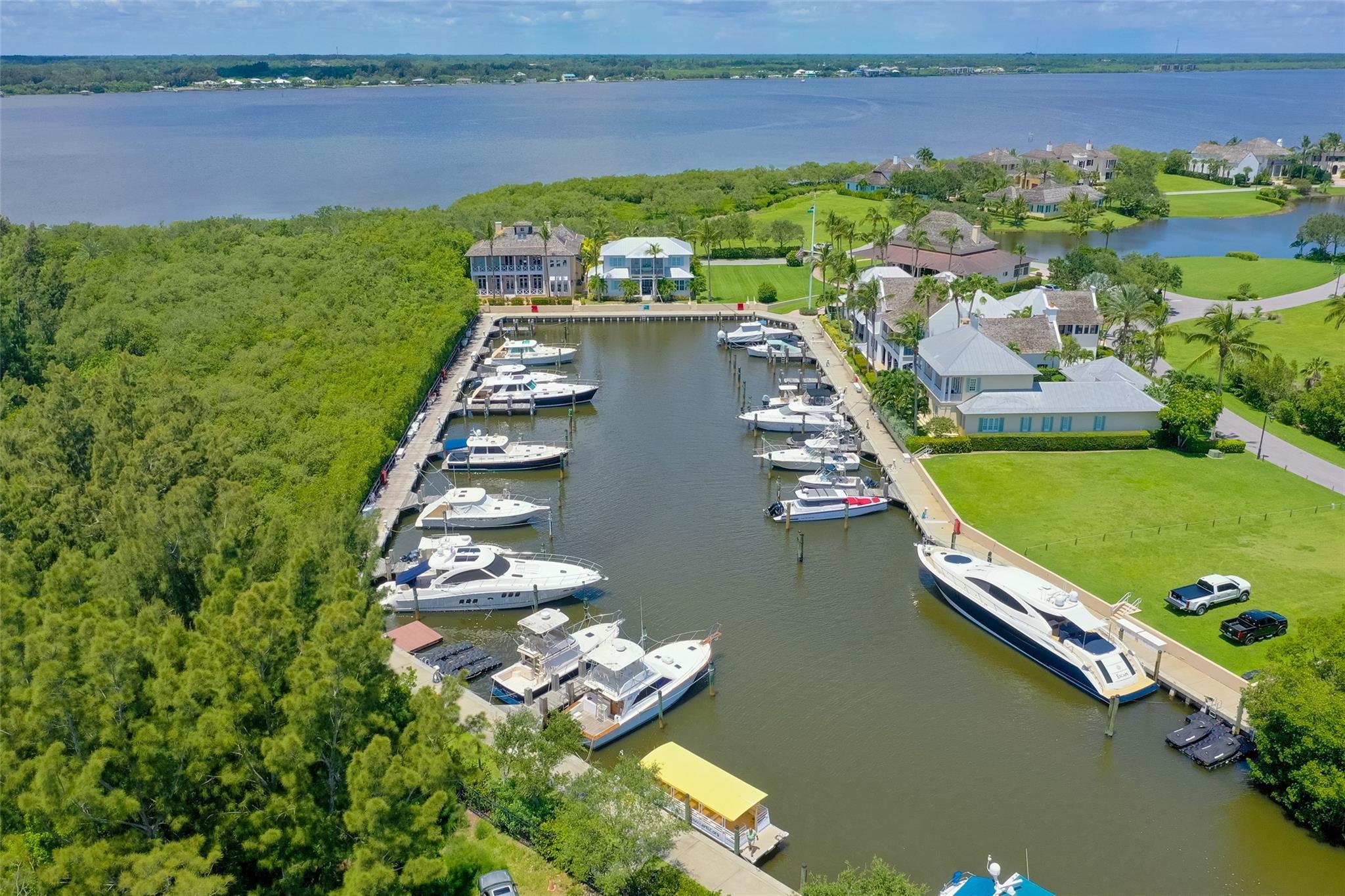 9260 E Marsh Island Drive, Vero Beach, FL 32963, Vero Beach - Photo 4