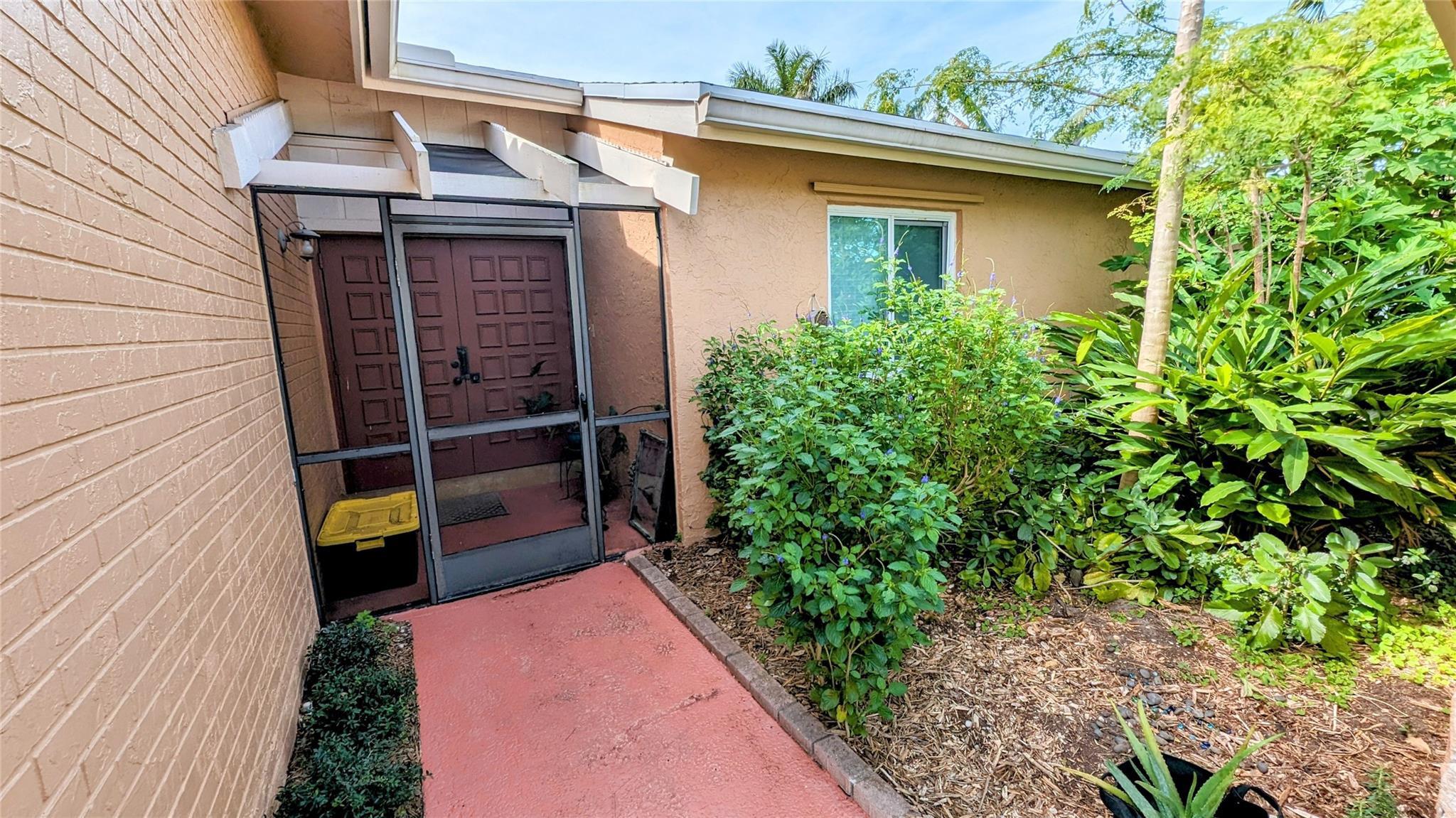 8105 Nutmeg Way, Tamarac, FL 33321, Tamarac - Photo 3