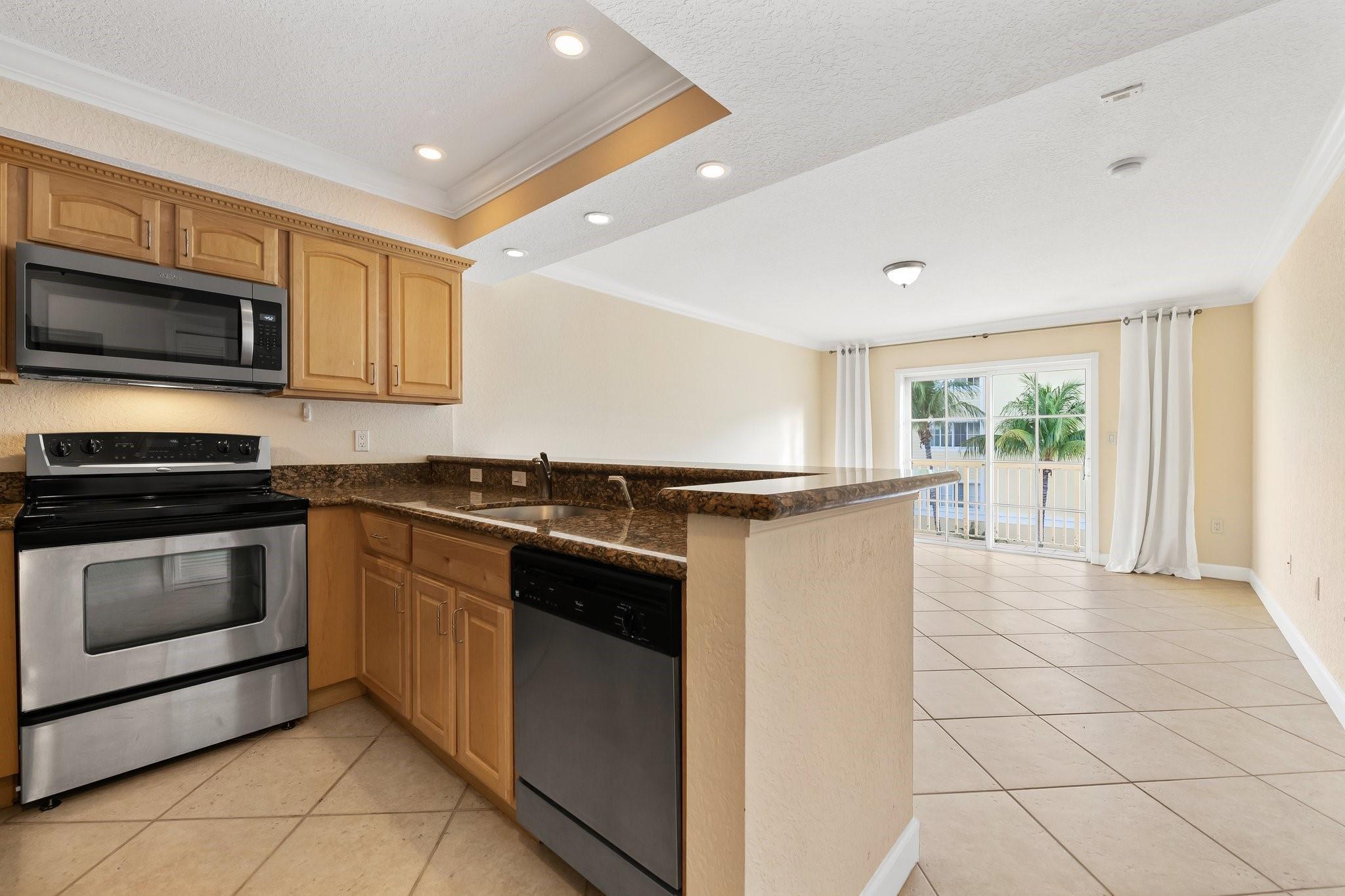 151 NE 16th Avenue 372, Fort Lauderdale, FL 33301, Fort Lauderdale - Photo 4