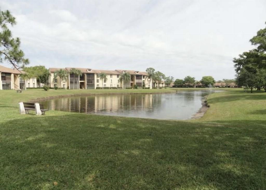 814 Sky Pine Way G-2, Greenacres, FL 33415, Greenacres