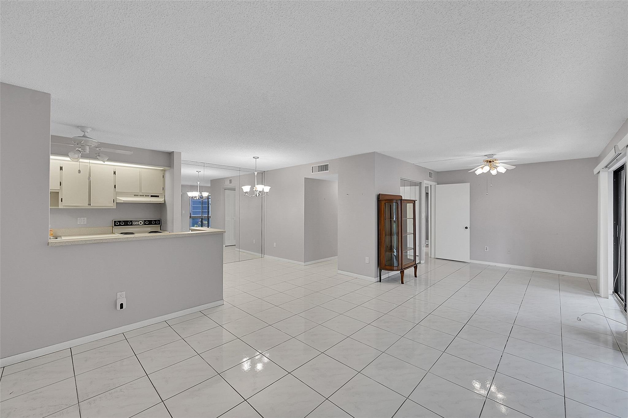 9968 N Belfort Circle 108, Tamarac, FL 33321, Tamarac - Photo 5