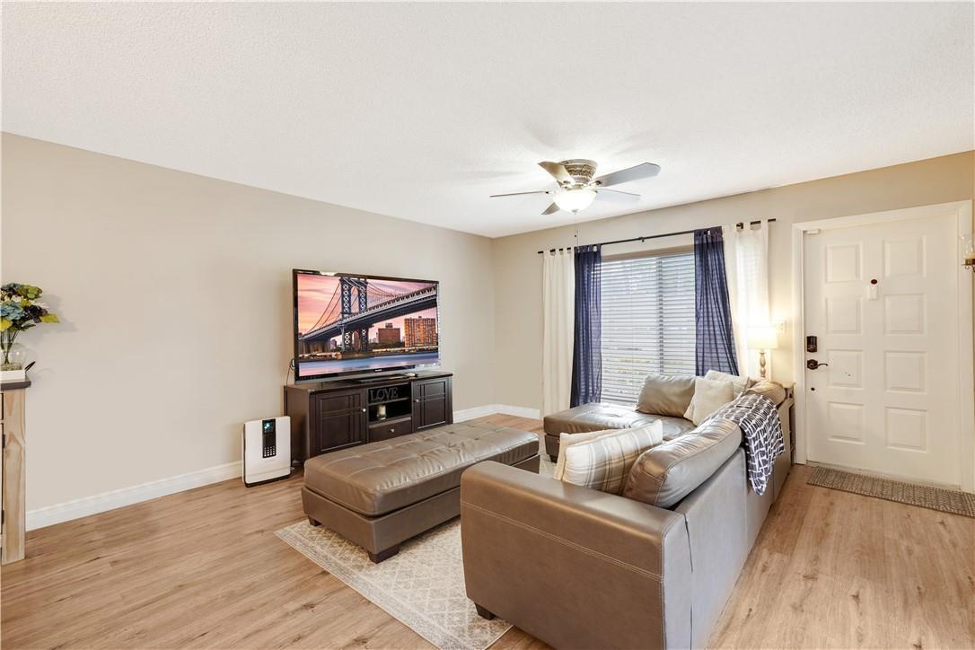 534 NW 98th Avenue 4, Plantation, FL 33324, Plantation - Photo 5