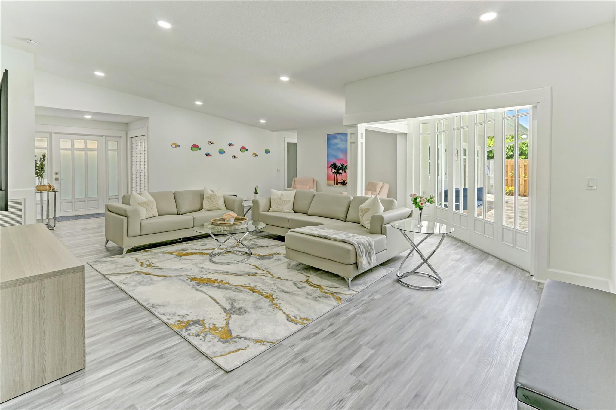 16643 Redwood Way, Weston, FL 33326, Weston - Photo 3