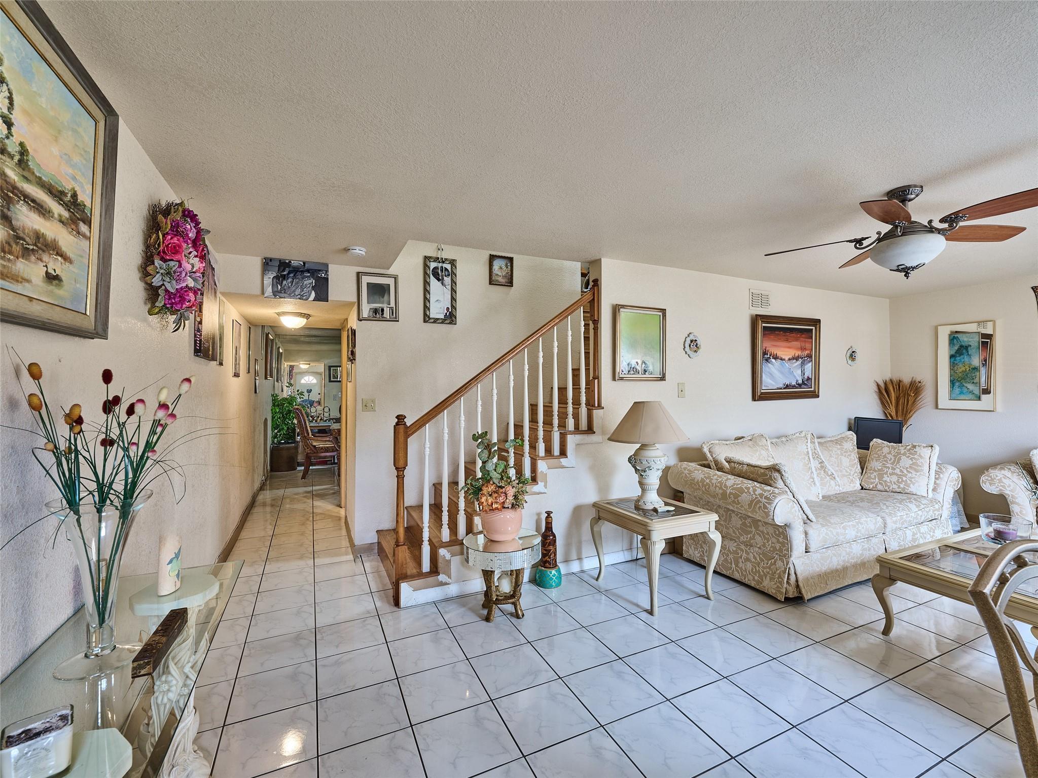 33 Spinning Wheel Lane 33, Tamarac, FL 33319, Tamarac - Photo 4