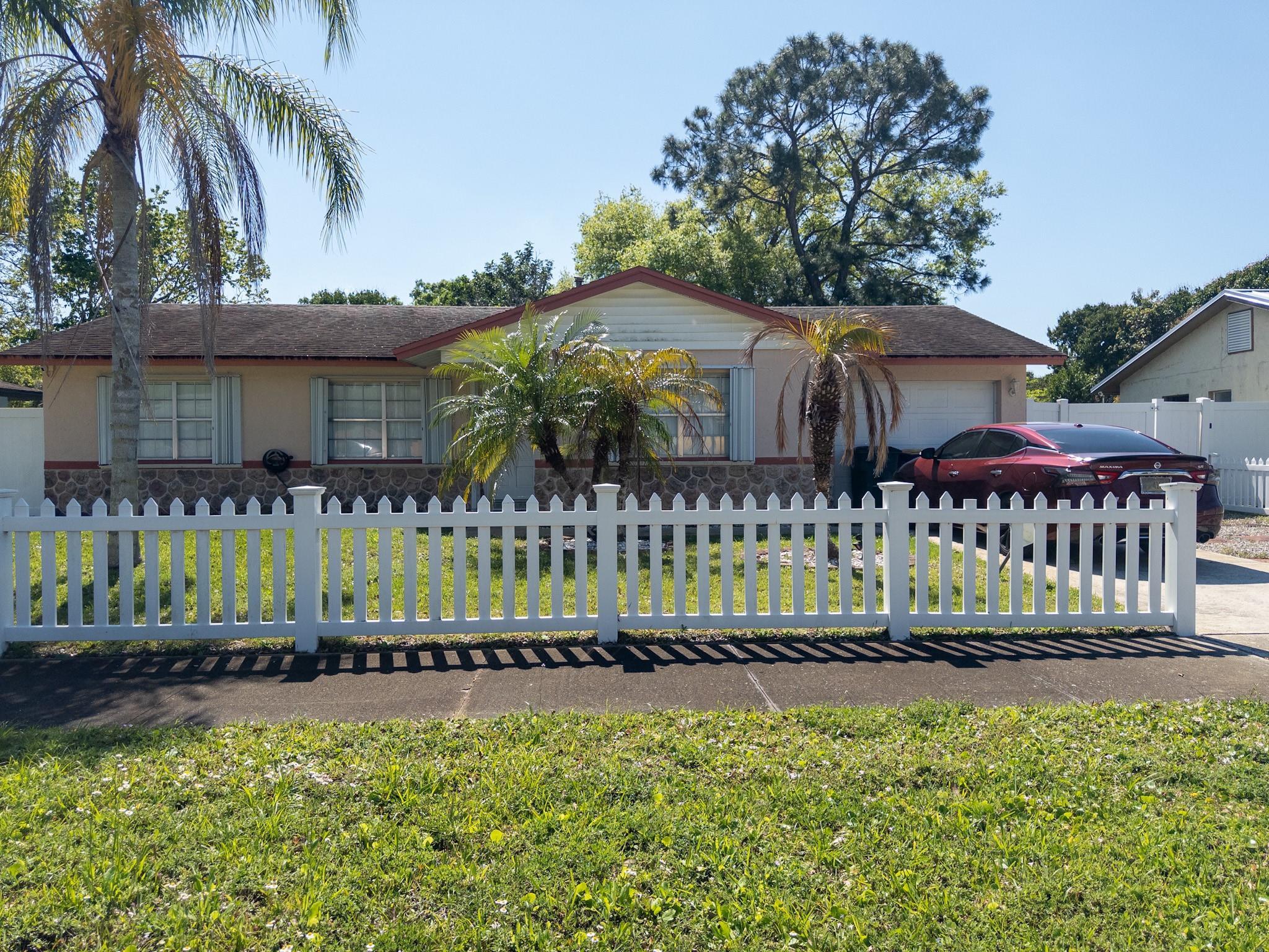 3205 Hibiscus, Fort Pierce, FL 34947, Fort Pierce - Photo 2