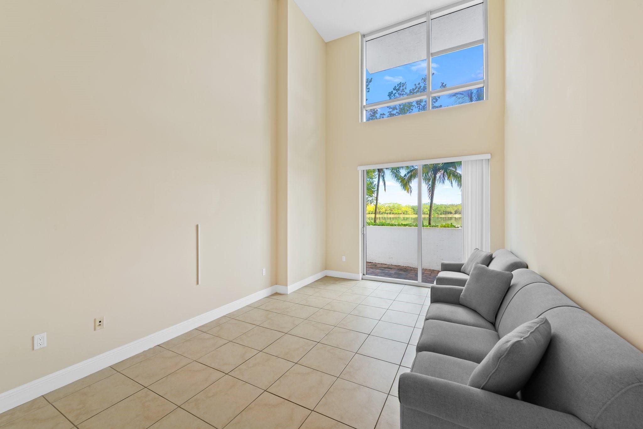 2641 N Flamingo Road TH7, Sunrise, FL 33323, Sunrise - Photo 3