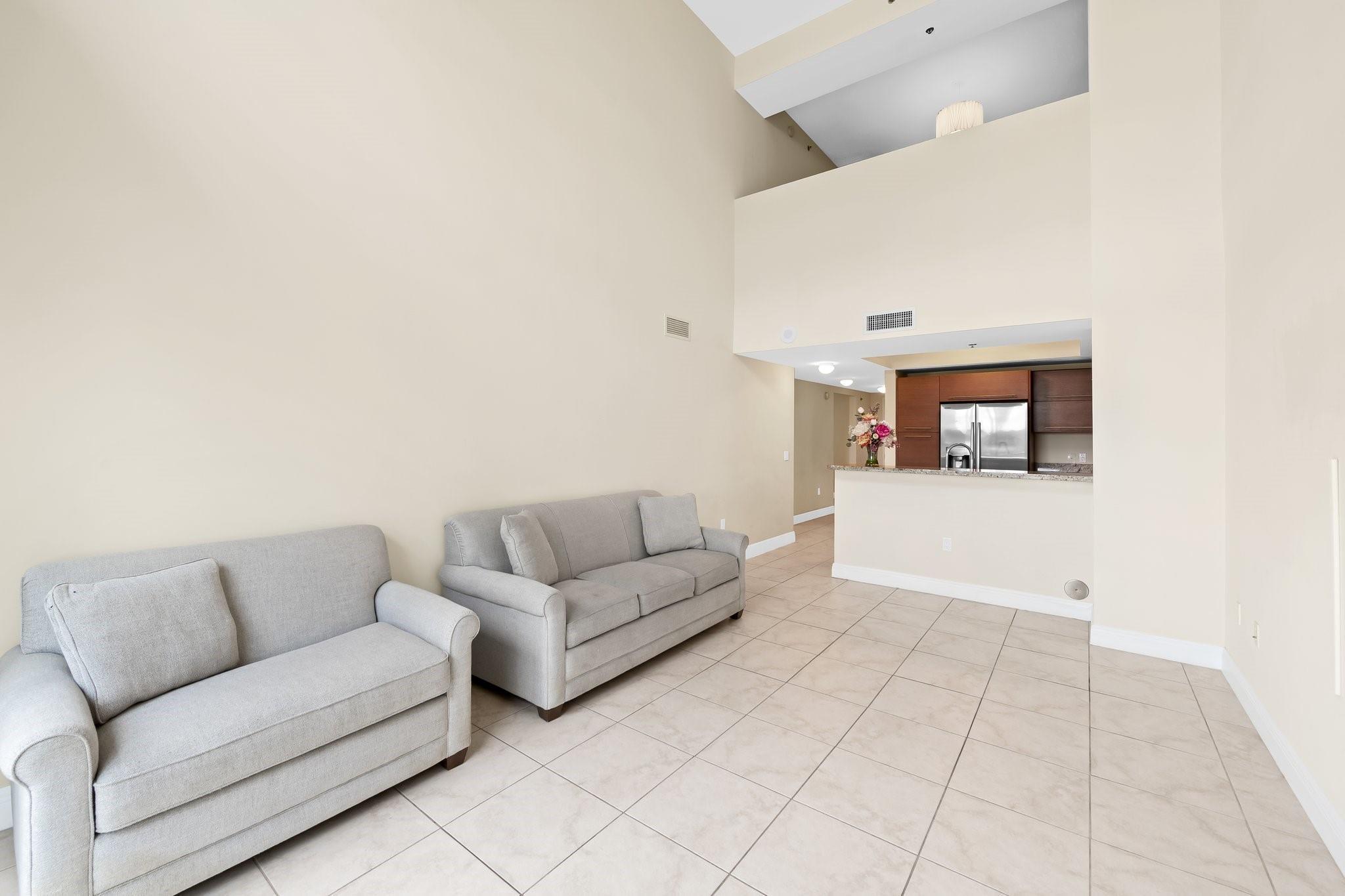 2641 N Flamingo Road TH7, Sunrise, FL 33323, Sunrise - Photo 4