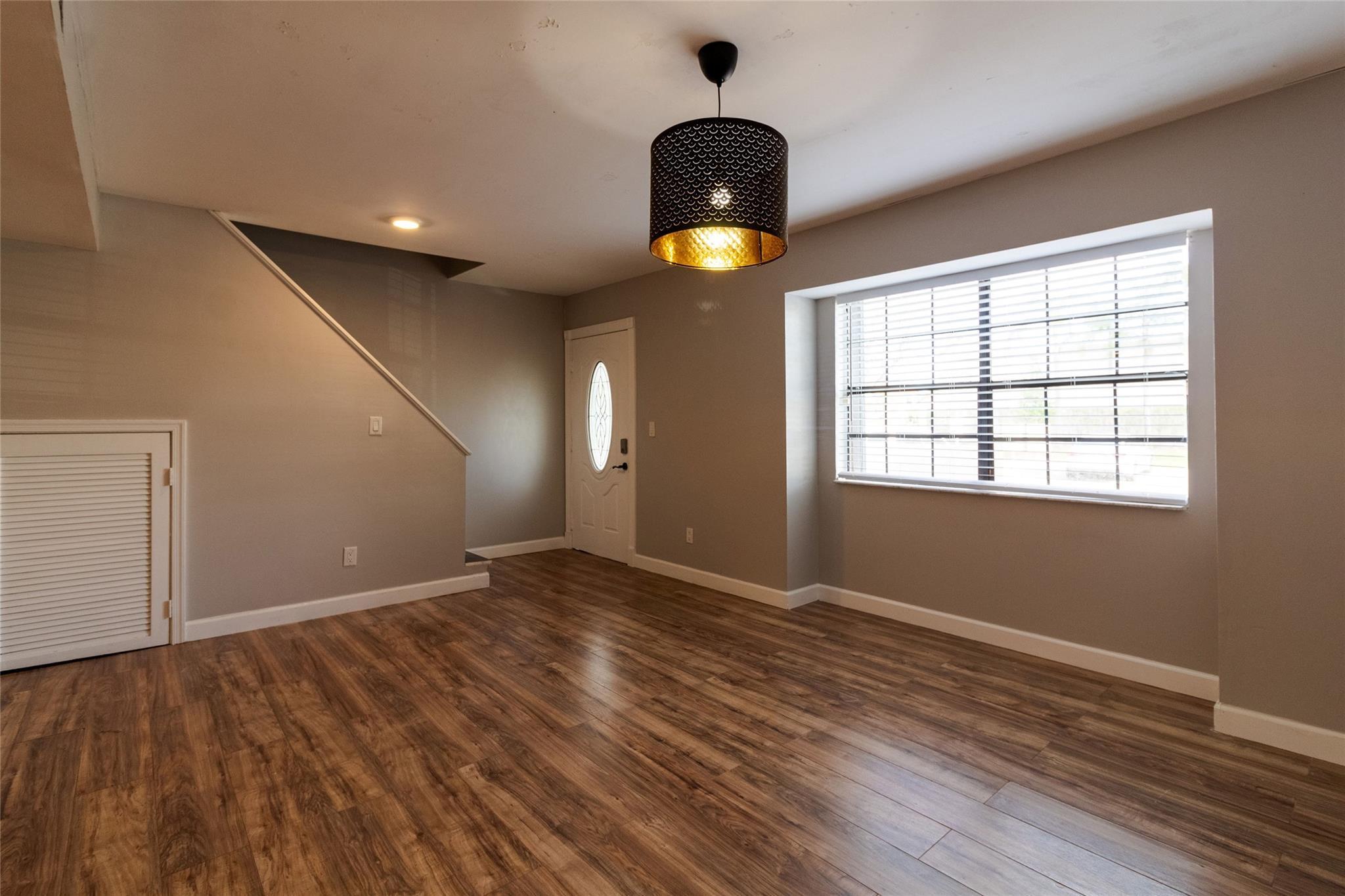 9417 NW 42nd Street, Sunrise, FL 33351, Sunrise - Photo 4