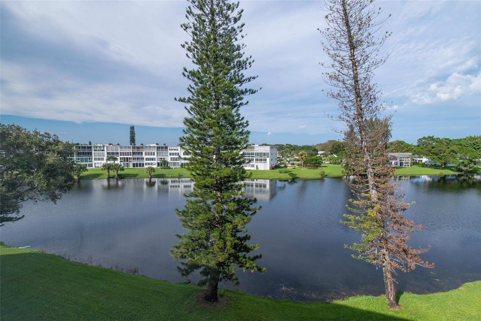 4035 Cambridge B 4035, Deerfield Beach, FL 33442, Deerfield Beach - Photo 2