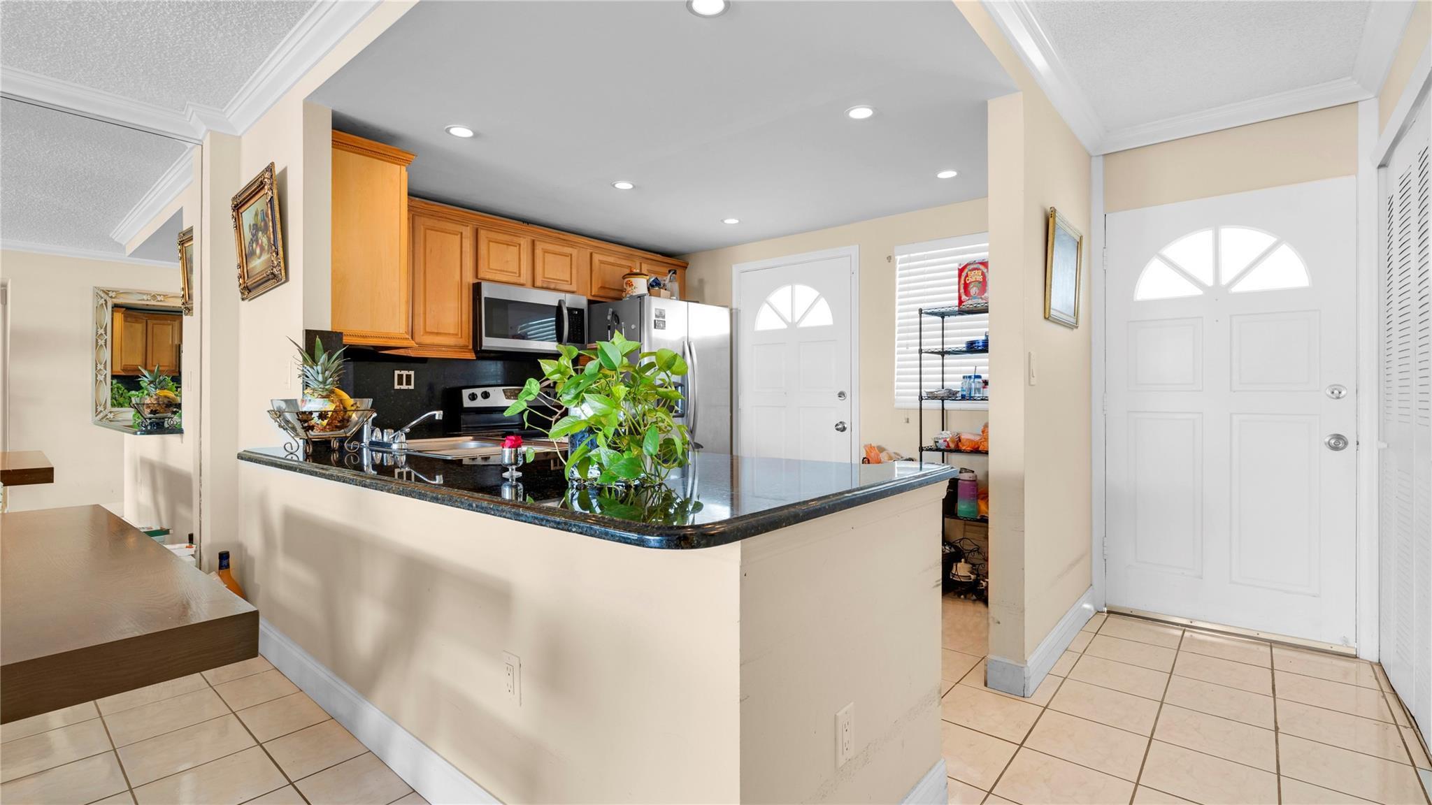 3725 NE 169th Street 207, North Miami Beach, FL 33160, North Miami Beach