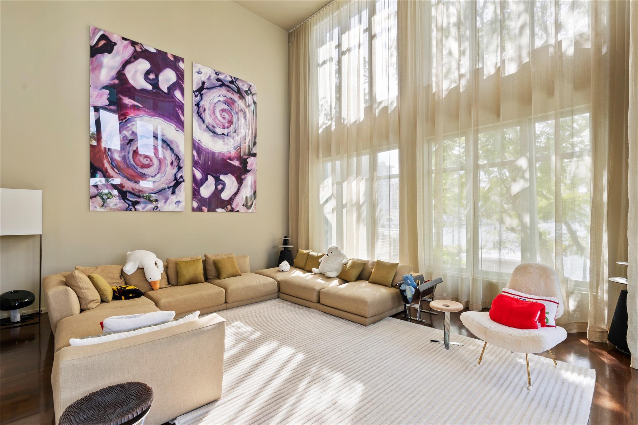 6001 Laguna Path, Miami Beach, FL 33141, Miami Beach - Photo 2