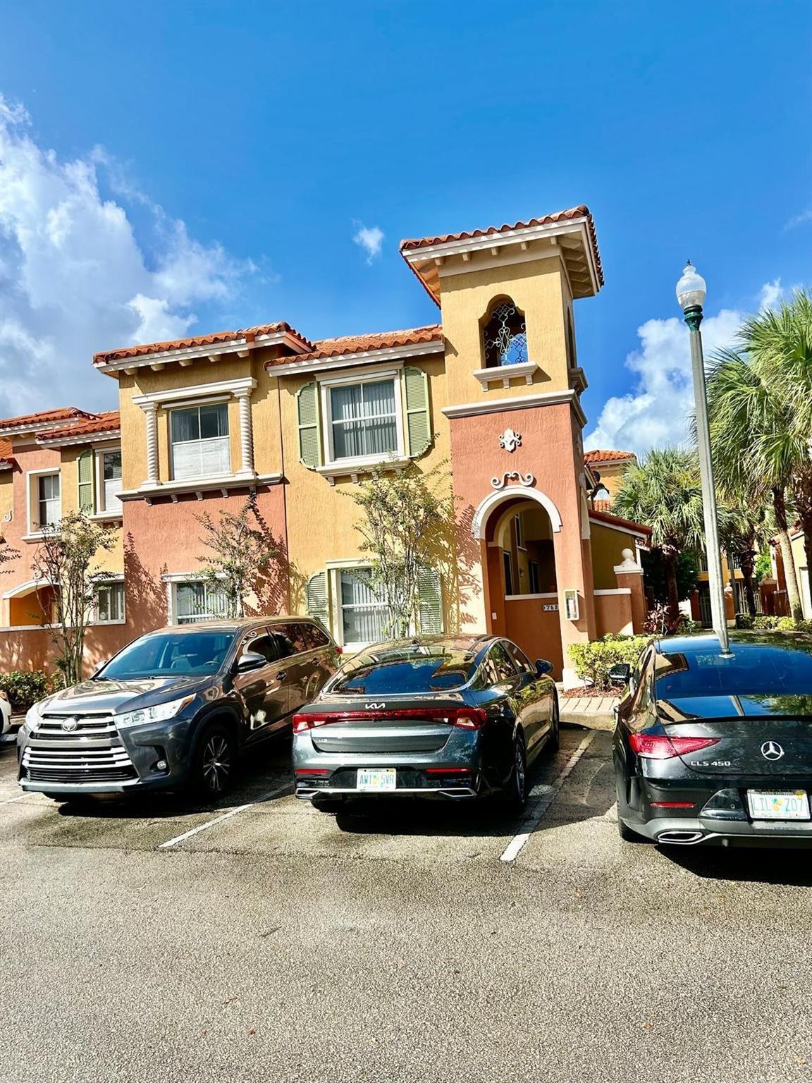 732 SW 106th Avenue, Hollywood, FL 33025, Hollywood - Photo 2
