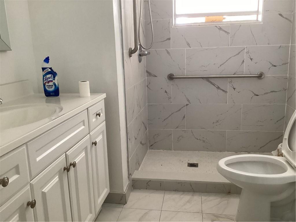 1710 NE 191st Street, Miami, FL 33179, Miami - Photo 5