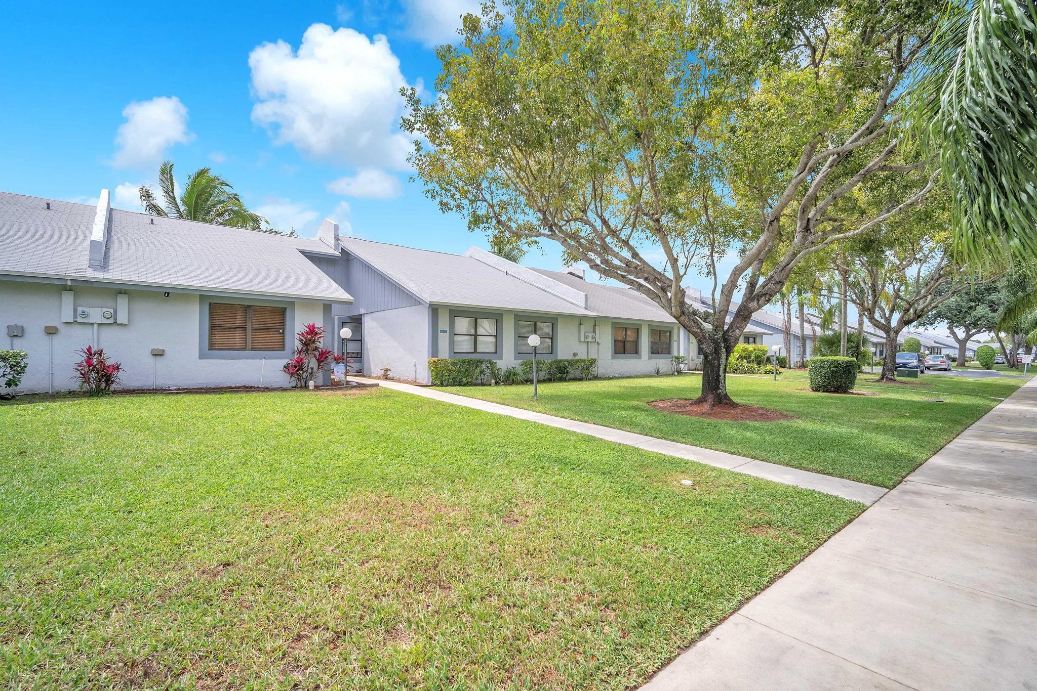 6008 NW 3rd Street, Margate, FL 33063, Margate - Photo 2