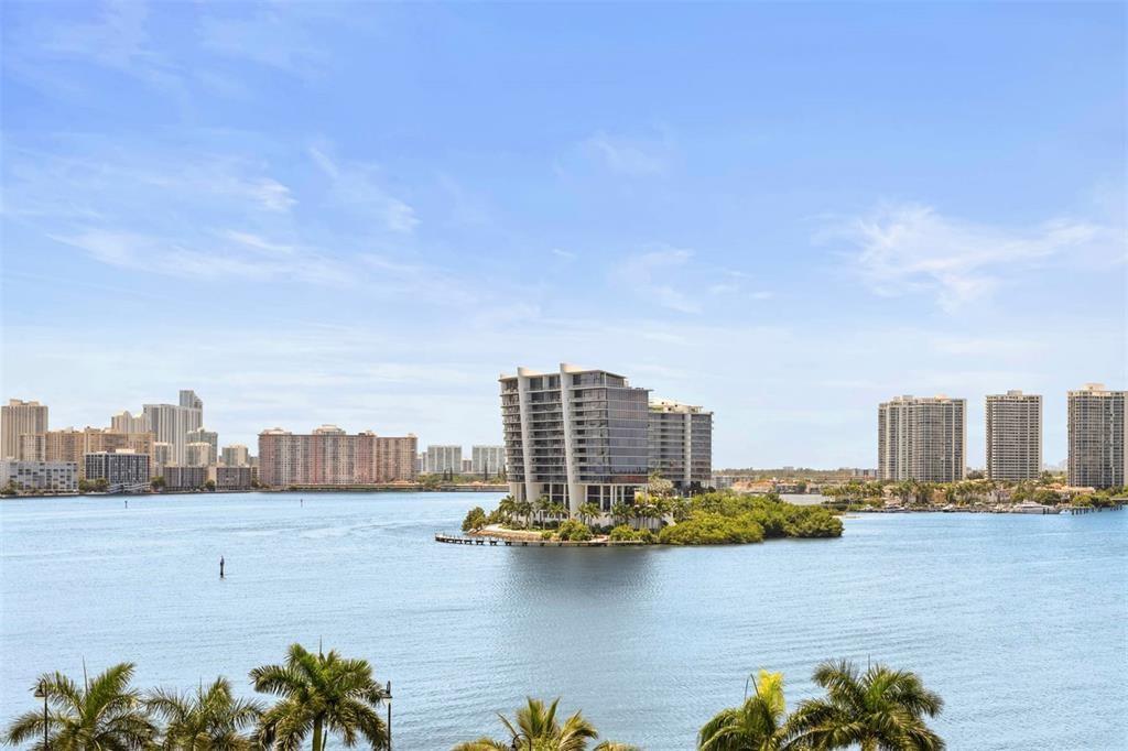 3530 Mystic Pointe Drive 910, Aventura, FL 33180, Aventura - Photo 2