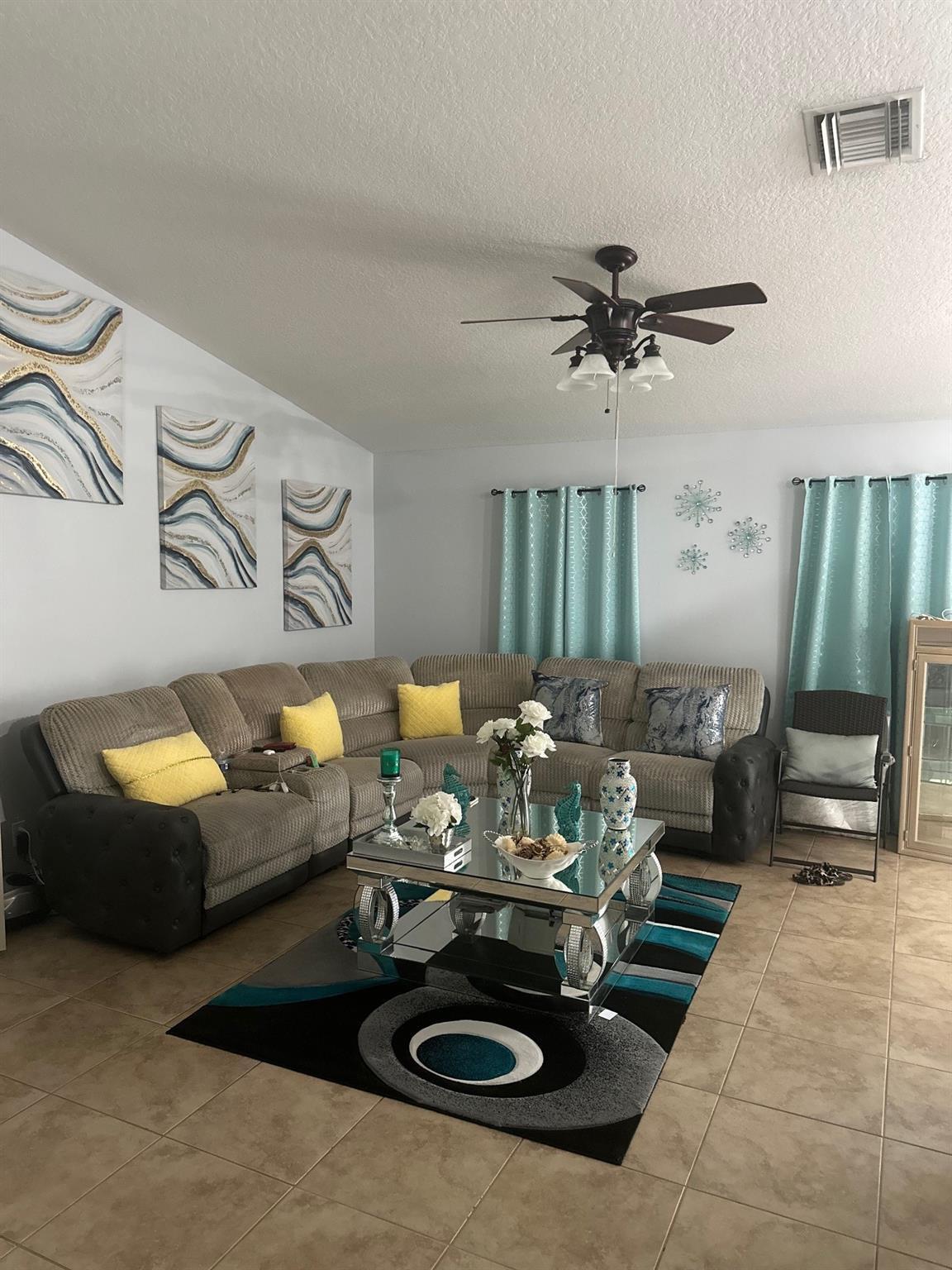 1618 W 26th Street, Riviera Beach, FL 33404, Riviera Beach - Photo 3